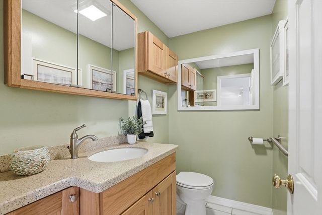 26 Valley Rd 26, Lynn, MA 01902