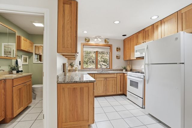 26 Valley Rd 26, Lynn, MA 01902