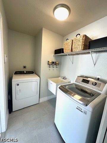 1314 SE 11th ST, Cape Coral, FL 33990