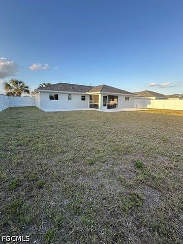 1314 SE 11th ST, Cape Coral, FL 33990