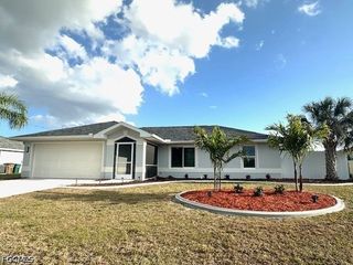 1314 SE 11th ST, Cape Coral, FL 33990