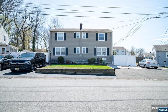 4 Augusta Street, Elmwood Park, NJ 07407