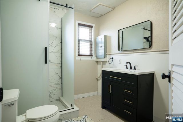 4 Augusta Street, Elmwood Park, NJ 07407