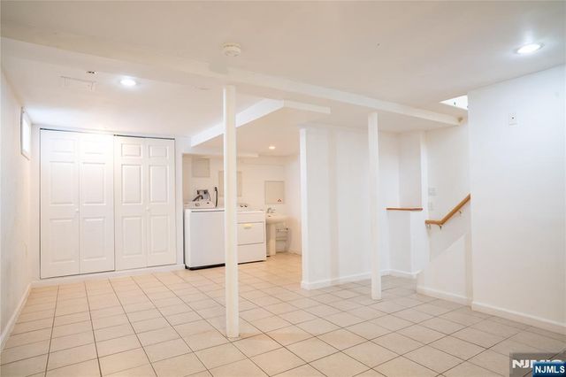 4 Augusta Street, Elmwood Park, NJ 07407