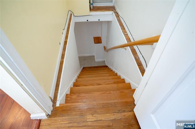 4 Augusta Street, Elmwood Park, NJ 07407