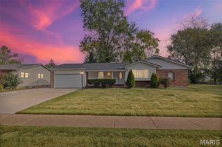 1522 Sherwood Forest Drive, Florissant, MO 63031