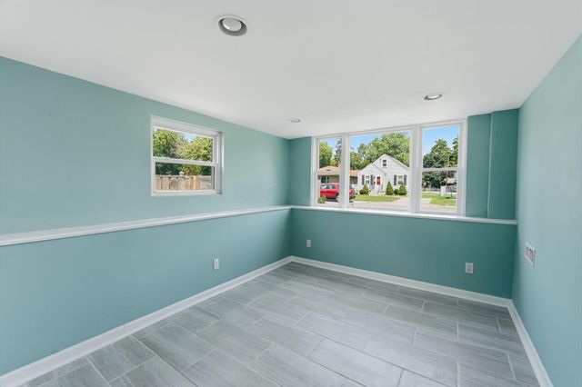367 W Kanawha Avenue, Columbus, OH 43214