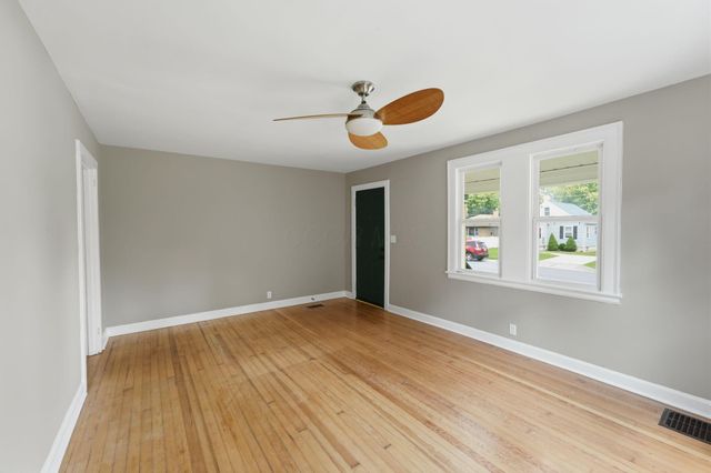 367 W Kanawha Avenue, Columbus, OH 43214