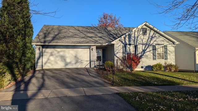 2332 PARK CENTER BLVD, State College, PA 16801