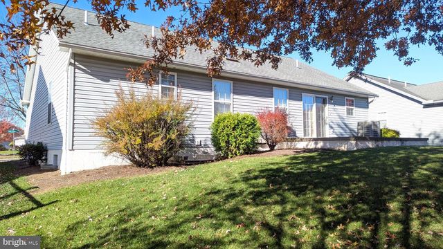 2332 PARK CENTER BLVD, State College, PA 16801