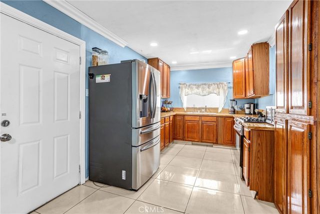 20685 Dale Evans, Apple Valley, CA 92307