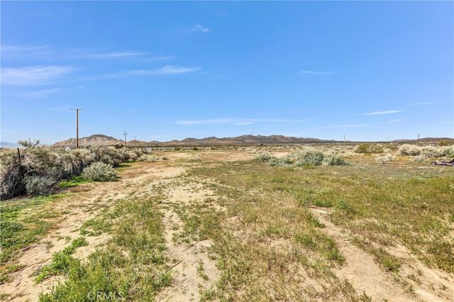 20685 Dale Evans, Apple Valley, CA 92307