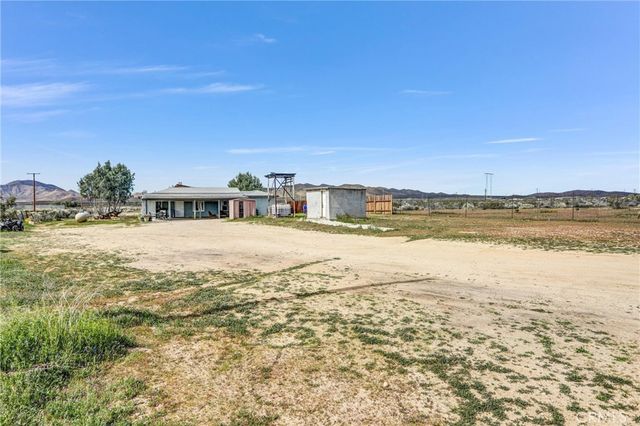 20685 Dale Evans, Apple Valley, CA 92307