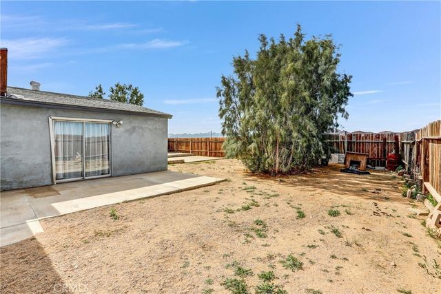 20685 Dale Evans, Apple Valley, CA 92307