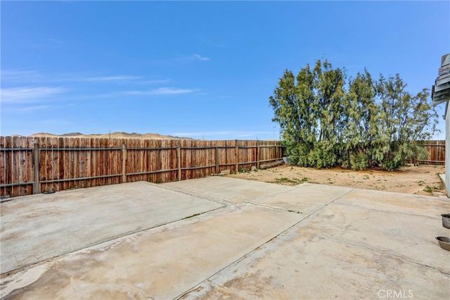20685 Dale Evans, Apple Valley, CA 92307