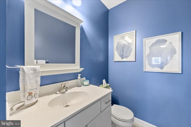 18 OCEAN MIST DR, Ocean View, DE 19970