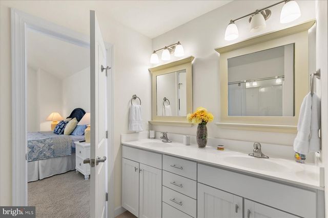 18 OCEAN MIST DR, Ocean View, DE 19970