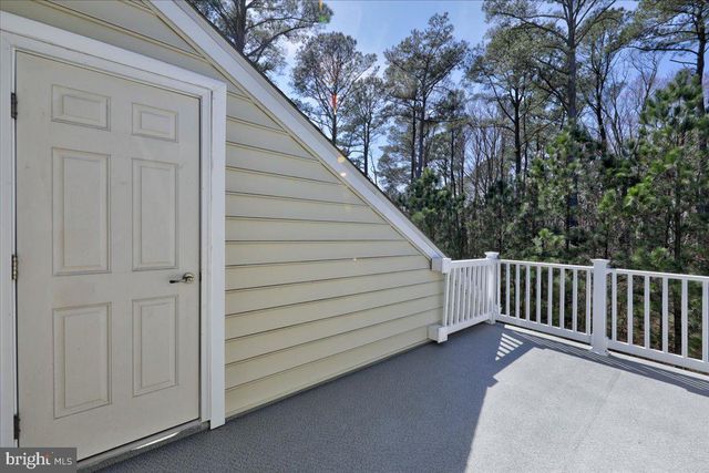 18 OCEAN MIST DR, Ocean View, DE 19970