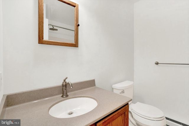 5400 CURLEY HILL RD, Pipersville, PA 18947