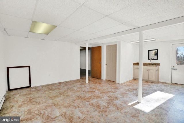 5400 CURLEY HILL RD, Pipersville, PA 18947