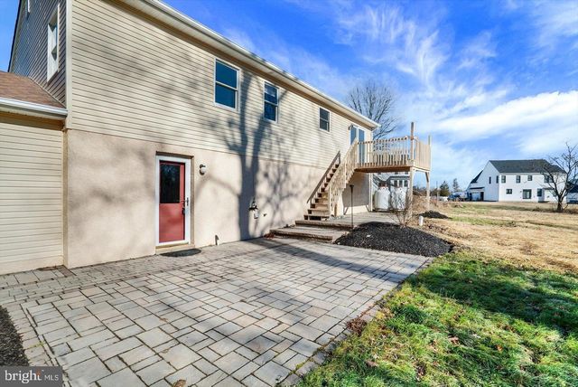 5400 CURLEY HILL RD, Pipersville, PA 18947