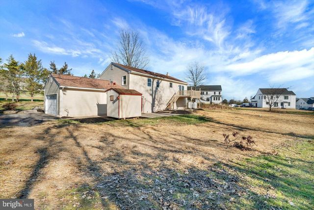 5400 CURLEY HILL RD, Pipersville, PA 18947