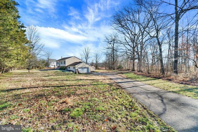 5400 CURLEY HILL RD, Pipersville, PA 18947