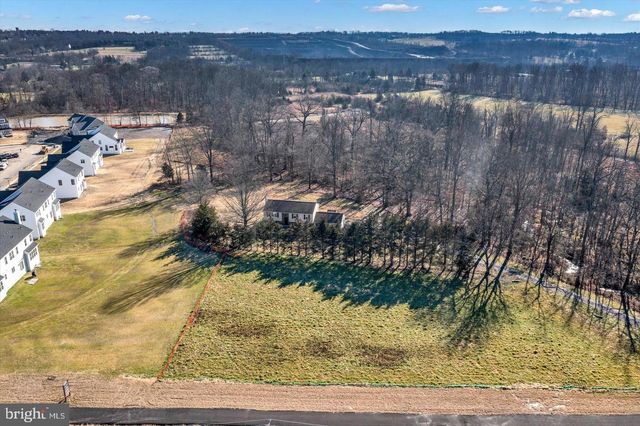 5400 CURLEY HILL RD, Pipersville, PA 18947