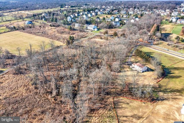 5400 CURLEY HILL RD, Pipersville, PA 18947