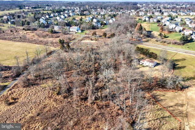 5400 CURLEY HILL RD, Pipersville, PA 18947