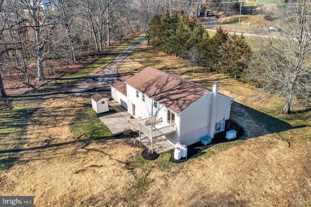 5400 CURLEY HILL RD, Pipersville, PA 18947
