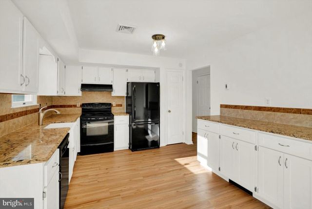 5400 CURLEY HILL RD, Pipersville, PA 18947