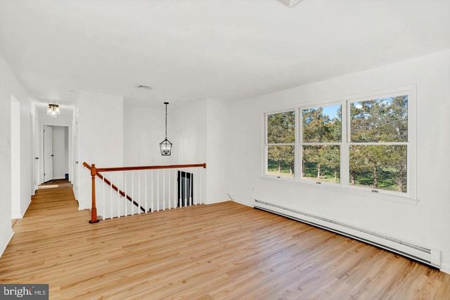 5400 CURLEY HILL RD, Pipersville, PA 18947