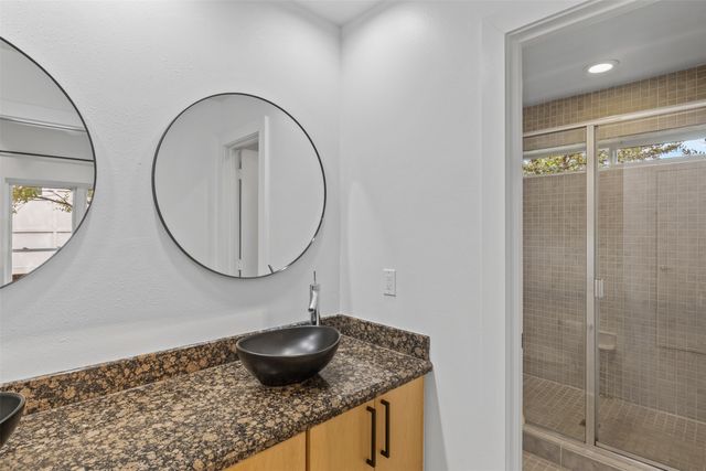 3809 San Jacinto Street E, Dallas, TX 75204