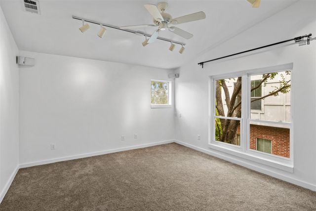 3809 San Jacinto Street E, Dallas, TX 75204