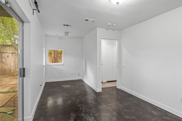 3809 San Jacinto Street E, Dallas, TX 75204