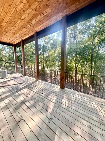 6147 S Hampton Avenue, Springfield, MO 65810