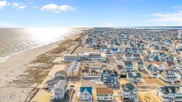 2 Second Avenue 1, Ortley Beach, NJ 08751
