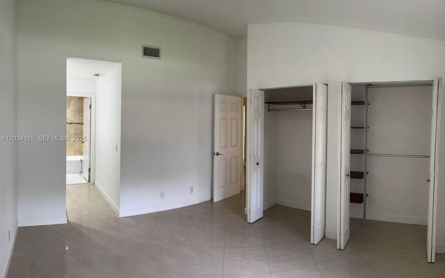 6361 NW 170th Lane, Hialeah, FL 33015