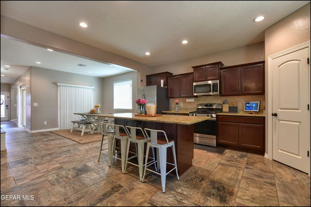 12656 FAIR OAKS Court, Horizon City, TX 79928