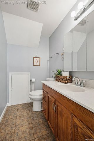 24055 Manila Street, Clinton Charter Township, MI 48035