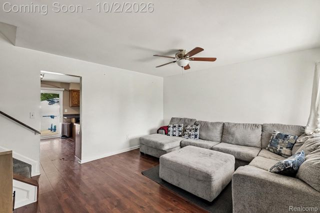 24055 Manila Street, Clinton Charter Township, MI 48035