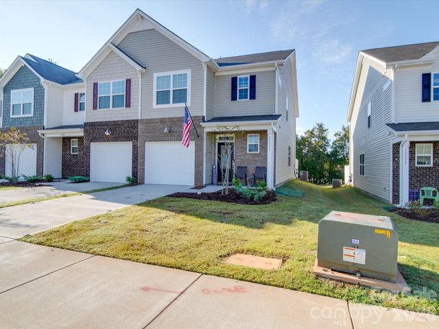 13111 Cottage Crest Lane, Charlotte, NC 28273