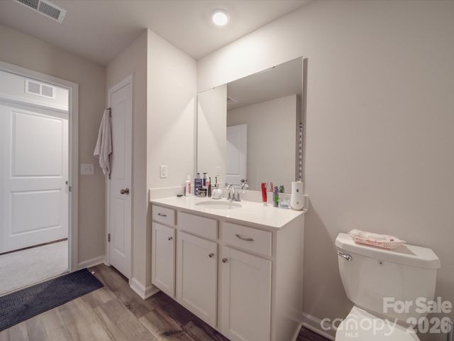 13111 Cottage Crest Lane, Charlotte, NC 28273