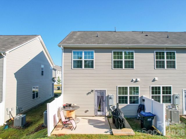 13111 Cottage Crest Lane, Charlotte, NC 28273