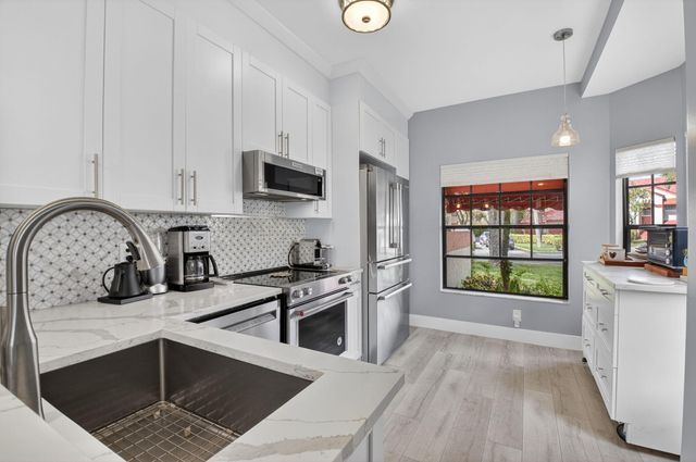 7685 Lexington Club Boulevard A, Delray Beach, FL 33446