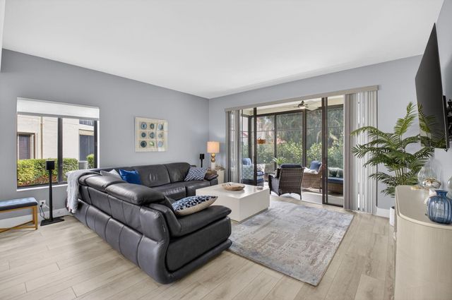 7685 Lexington Club Boulevard A, Delray Beach, FL 33446