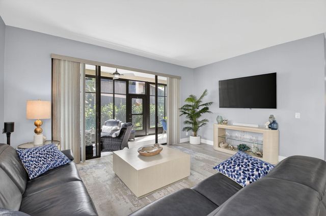 7685 Lexington Club Boulevard A, Delray Beach, FL 33446