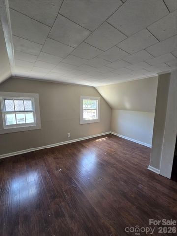 184 Cabarrus Avenue E, Concord, NC 28025