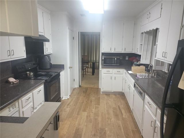 150 Old Fairburn Close SW, Atlanta, GA 30331